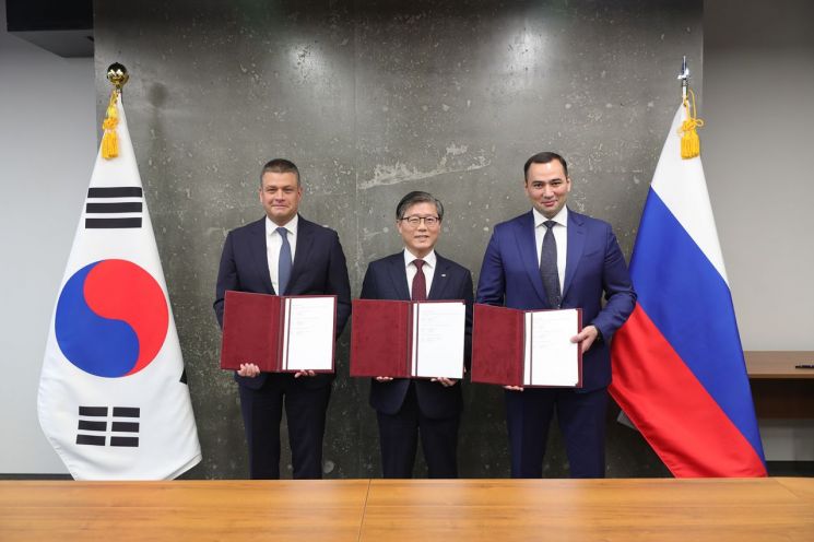 LH, 러시아와 '연해주 한국형 산단' 조성 예비협정 체결…"新북방정책 성과"  