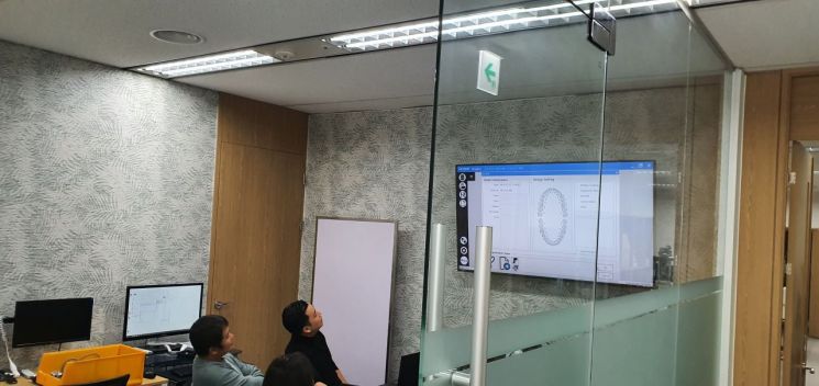 투명교정장치 시장 진출로 성장 가속화하는 '레이'