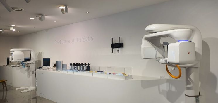 투명교정장치 시장 진출로 성장 가속화하는 '레이'