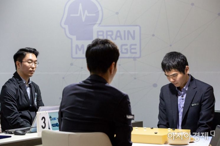 [포토]이세돌 9단 은퇴 대국은 'AI 한돌'