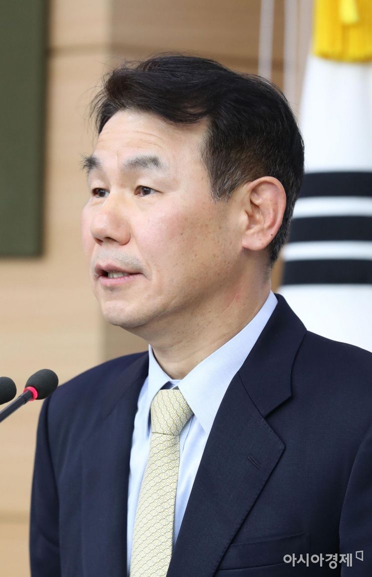 [포토]한미 방위비분담 협상 결과 설명하는 정은보 대사 