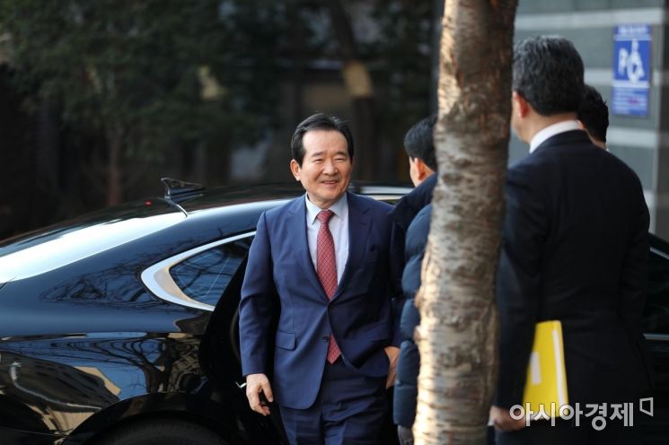 [포토]출근하는 정세균 총리 후보자 