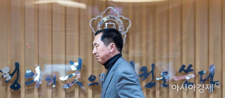 [포토]기자간담회 마친 김기현 전 시장