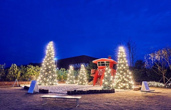 시몬스 침대, 경기도 이천에 위치한 시몬스 테라스에 초대형 트리 및 일루미네이션 점등 