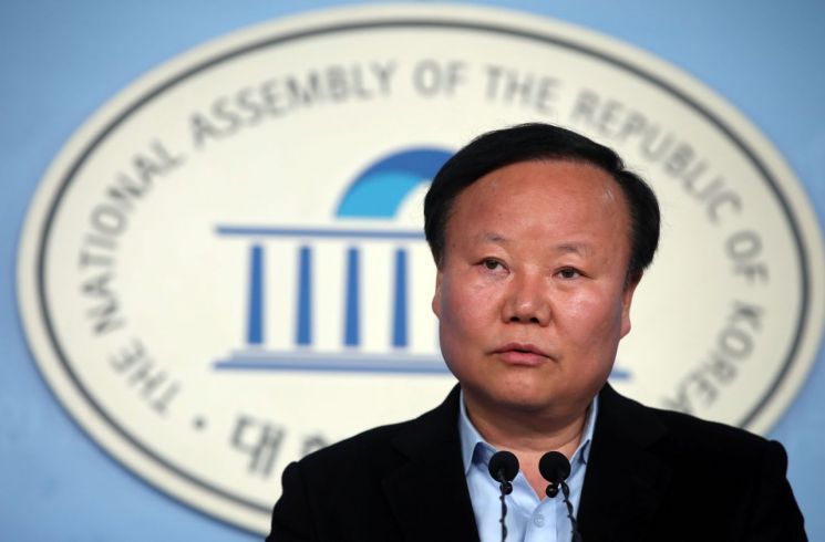 한국당 "비례한국당 창당" 공식화에…정의당 "페이퍼 정당 꼼수"(종합)