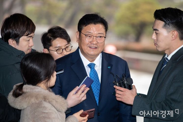 [포토]미소짓는 임동호 전 민주당 최고위원