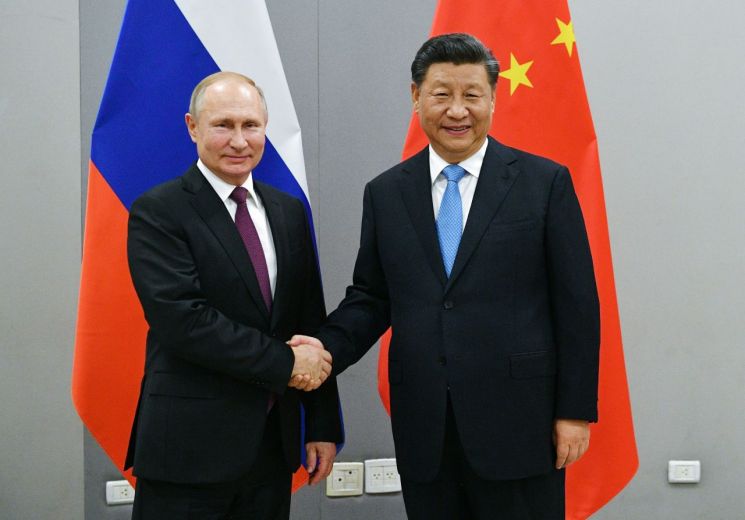 시진핑 중국 국가주석과 블라디미르 푸틴 러시아 대통령 [이미지출처=AP연합뉴스]