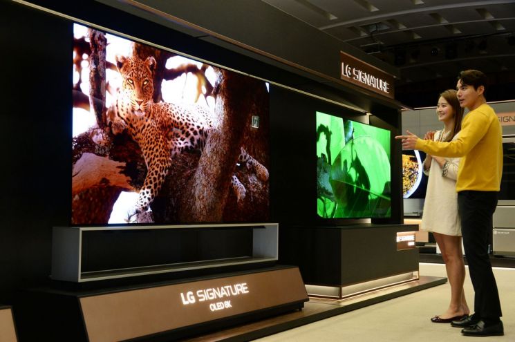 LG전자, AI 프로세서 탑재한 8K TV 신제품 라인업 확대