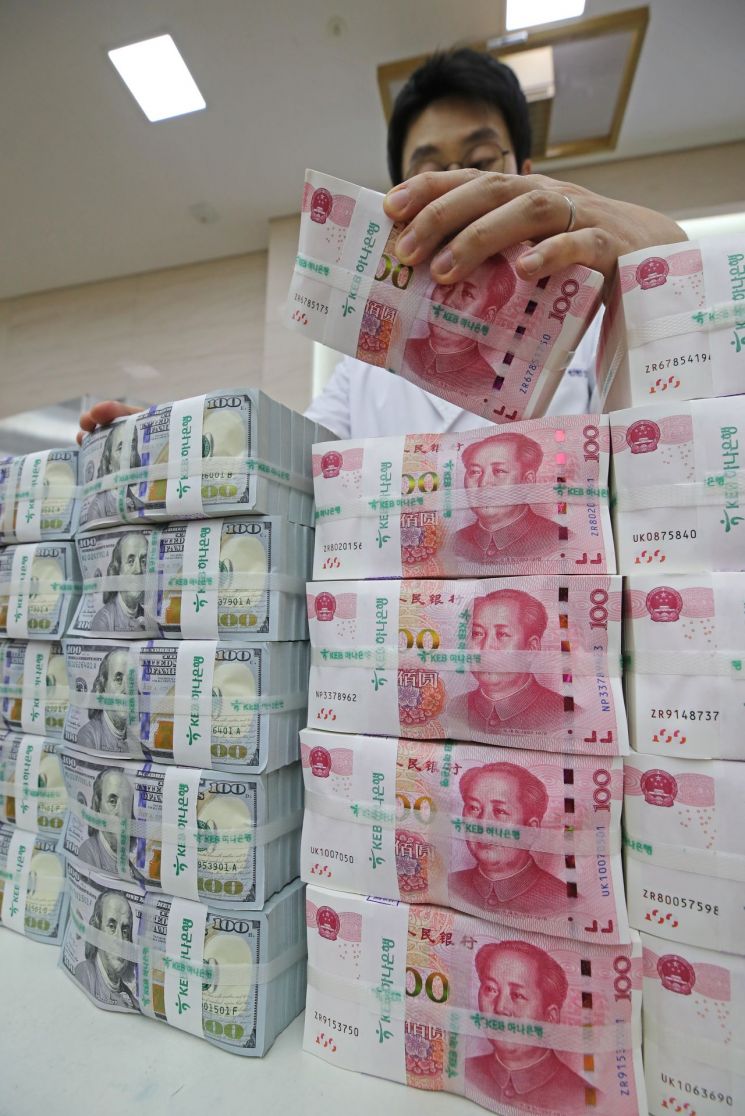 미국이 중국의 달러결제를 제한한다면?…금융제재 리스크 우려 
