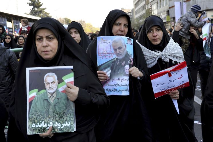 이란 솔레이마니 장례식에 수백만명 운집…"복수하라" 외쳐