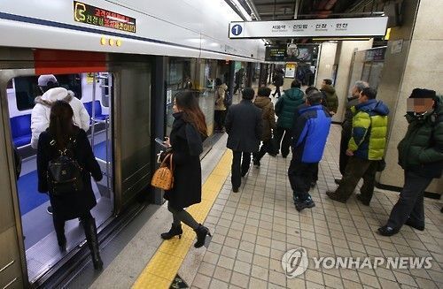 서울 지하철 정상 운행…교통공사 노조 업무 복귀 (종합)