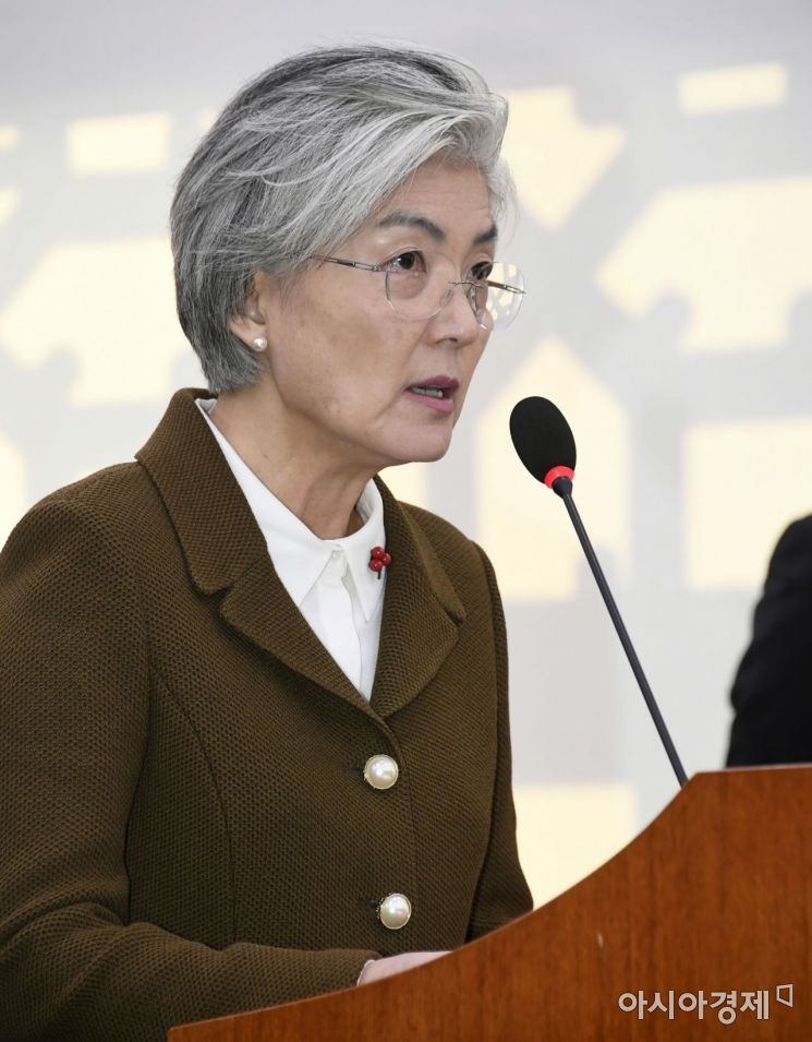 강경화 "곧 폼페이오 장관과 면담…파병 논의할 것" 