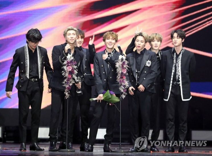 방탄소년단 '페르소나' 미국 앨범 판매량 6위