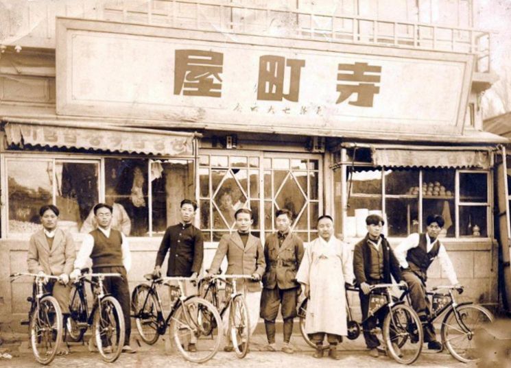 “술 마시고 면치기 어때?” 조선시대에도 우린 ‘배달의 민족’