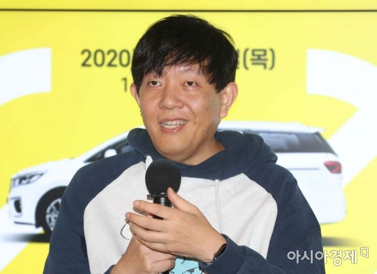 이재웅 쏘카 대표가 16일 서울 강남구 성홍타워에서 사단법인 오픈넷 주최로 열린 '타다 금지법을 금지하라' 대담에서 발언하고 있다. /문호남 기자 munonam@