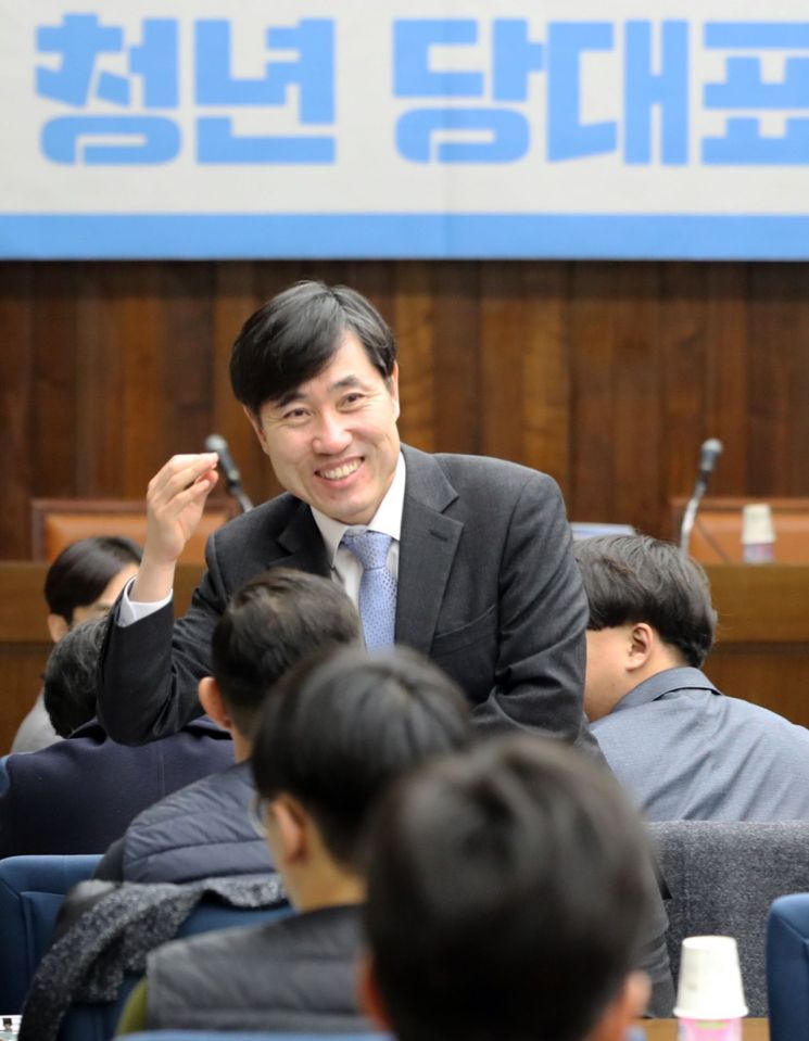 새보수당 "한국당 통합협의체 수용 환영"…양당협의체 가동한다