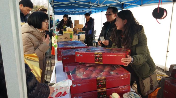 성남시, 전국 농특산물 최대 30% 할인판매 '직거래장터' 연다