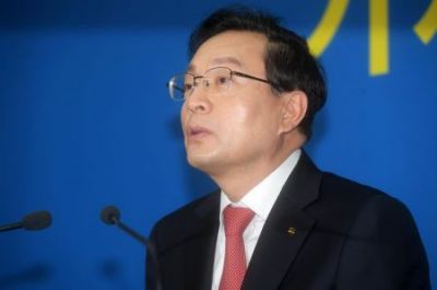 손태승, 'DLF 중징계' 법정다툼 시작…제재 취소訴 등 제기