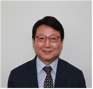 권혁소 전 서울시의회 사무처장, 신인문학상 당선 수필가 등단
