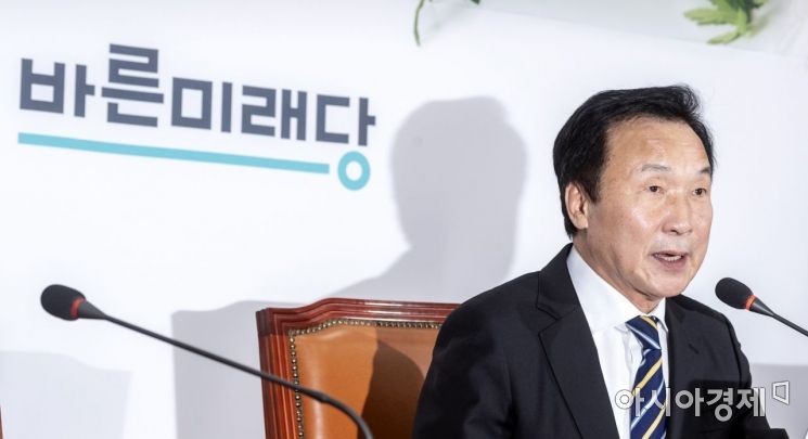 [포토] 손학규 “안철수가 CEO 해고하듯 최후통첩”