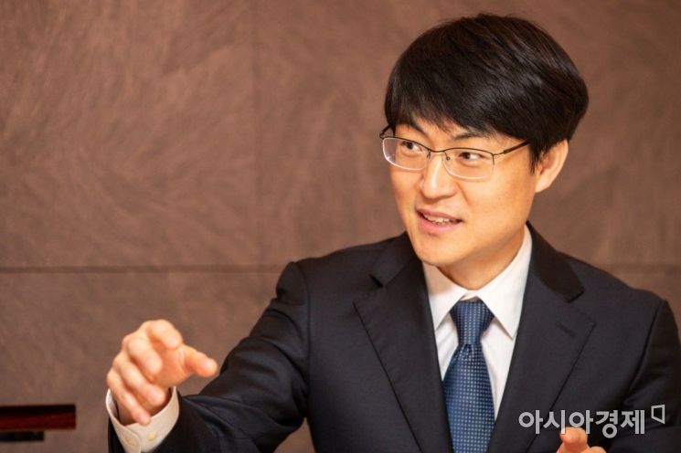 전순일 현대자동차 상무가 29일 서울 중구 조선호텔에서 아시아경제 주최로 열린 '2020 대한민국 그린모빌리티어워드'에 앞서 인터뷰 하고 있다./강진형 기자aymsdream@