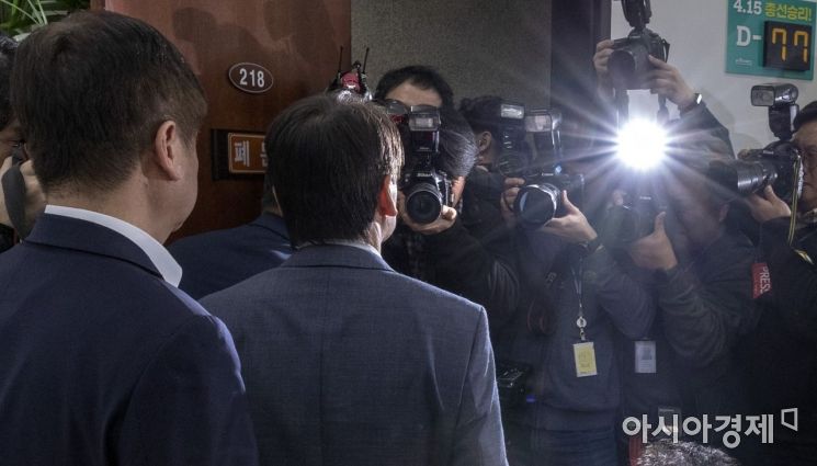 [포토] 바른미래당 나가는 안철수