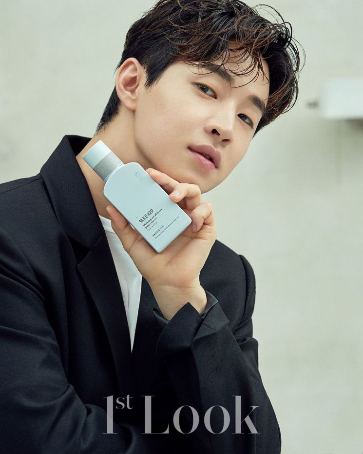 '나 혼자 산다' 헨리, 블랙홀 맨즈뷰티