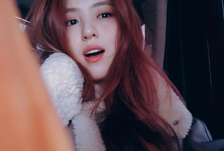 한소희, 심쿵주의 인형 비주얼…고혹미는 덤