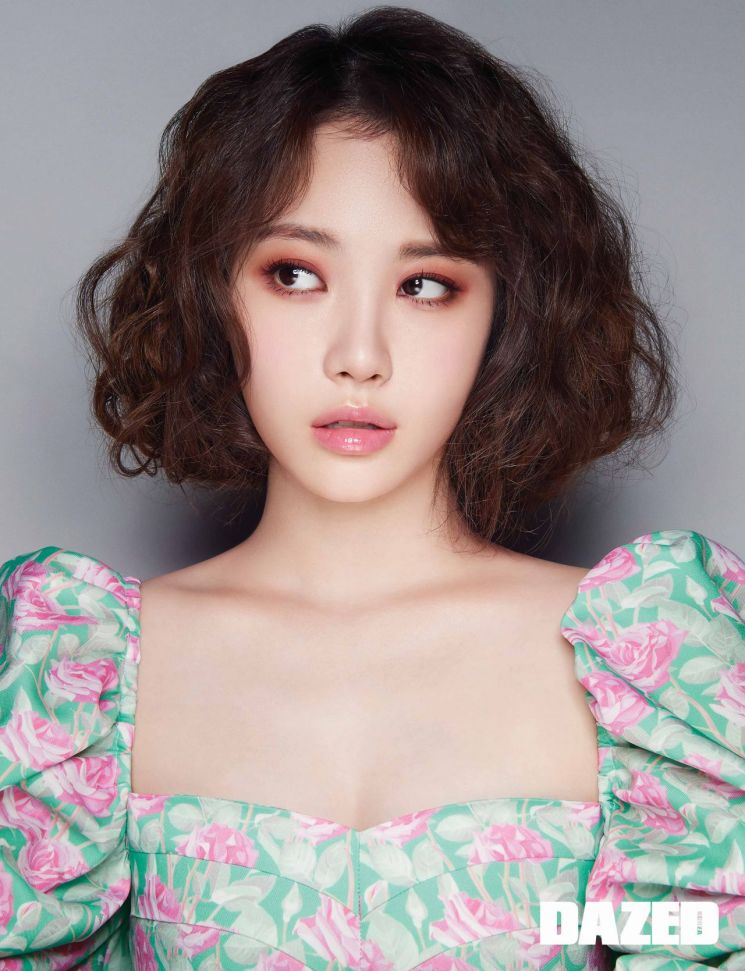 그룹 걸스데이 유라 화보.
