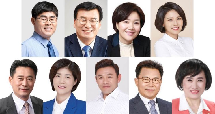 사진 위 왼쪽부터 서영진,문상모 전 서울시의원, 이은주, 오한아 현 서울시의원, 정도열 전 노원구의회 의장,차미중,부준혁,이칠근,최윤남 노원구의원