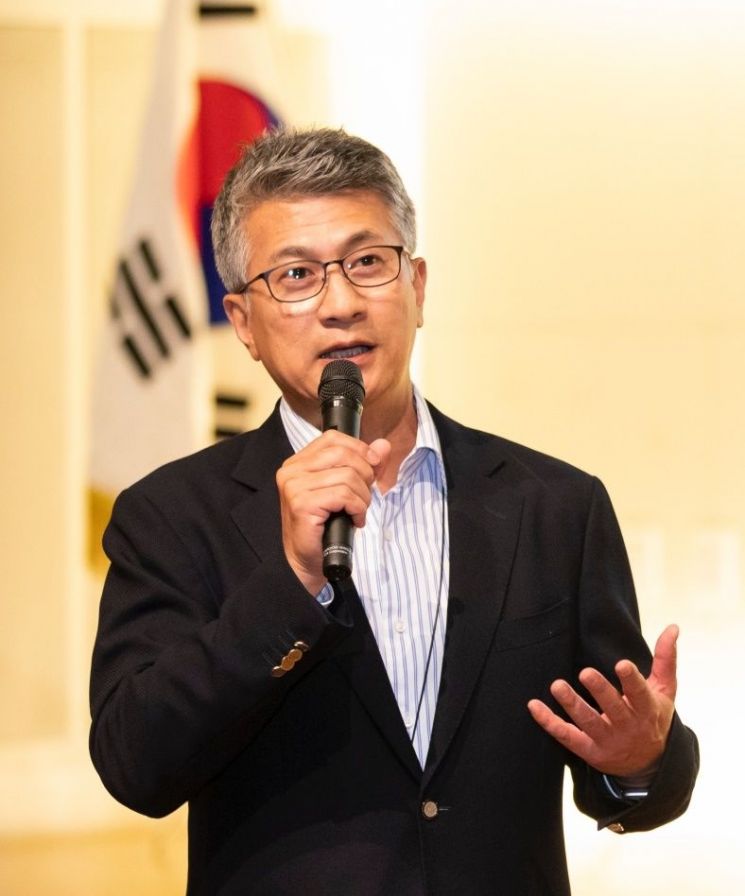장세욱 부회장, 컬러강판 초격차 이어간다