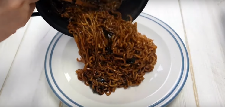 사진=농심 유튜브 화면