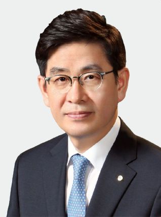 열악한 환경 뚫고 실적개선…정원재 우리카드 사장 연임
