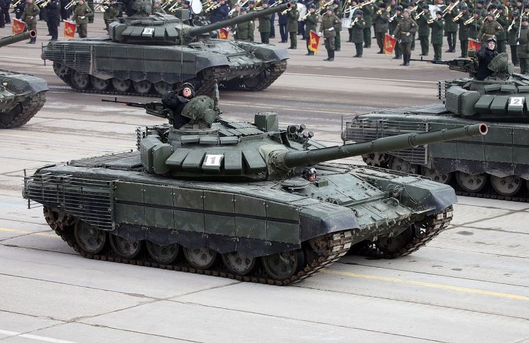 구소련에서만 1만대 가까이 납품됐던 T-72 전차의 모습. 동구권, 중동 등 전세계 각지에 판매된 베스트셀러 탱크로 유명하다.[이미지출처=러시아국방부 홈페이지/mil.ru]