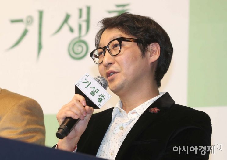 [포토]소감 밝히는 양진모 편집감독 