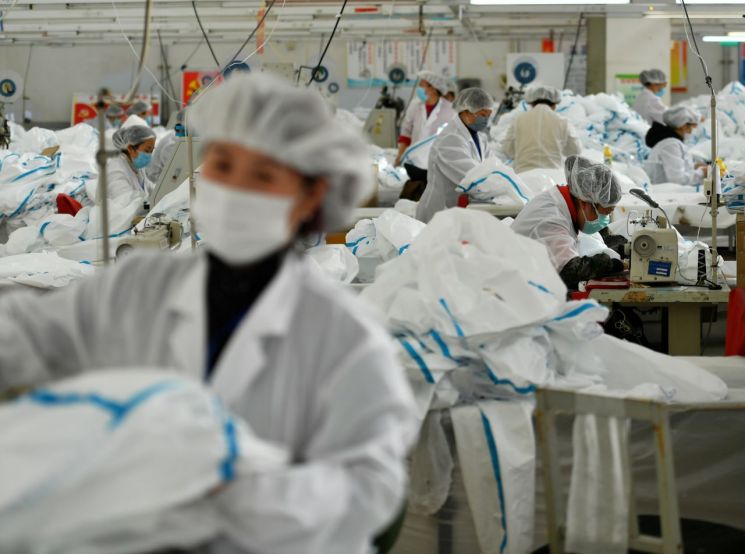 중국 교도소서 코로나19 200여명 무더기 감염 