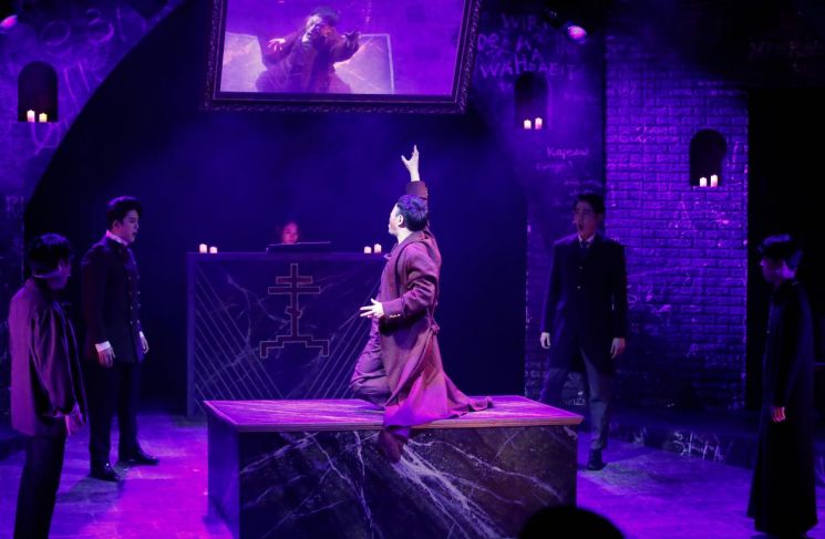 뮤지컬 '브라더스 까라마조프' 오세혁 연출 "10년 생각하고 만든 작품"