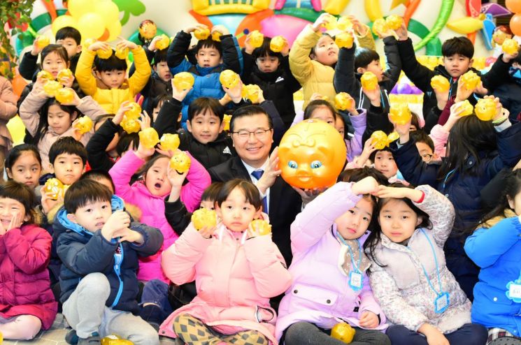 중랑구, 따뜻한 겨울나기 성금 16억8600만 원 달성... 역대 최고