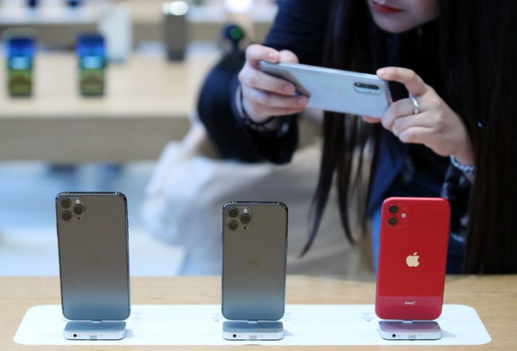 4개월 판매에도 연간 2위 차지한 아이폰11…애플이 휩쓴 글로벌 톱10