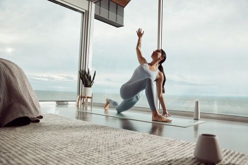 "중국에서 잘 먹히는 룰루레몬…주가 더 오른다"