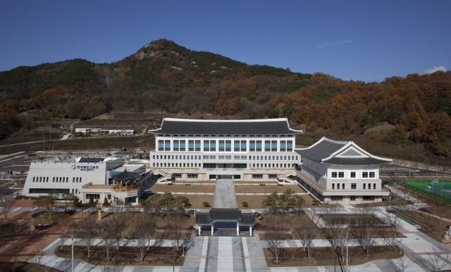 경북교육청, 시설물 안전관리 총력! … 학교·기관 다목적 강당 무대기계장치 안전점검 실시