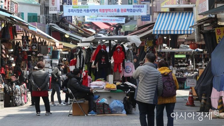 긴급재난지원금, 다음주 본격 신청·지급…논란은 안고 간다