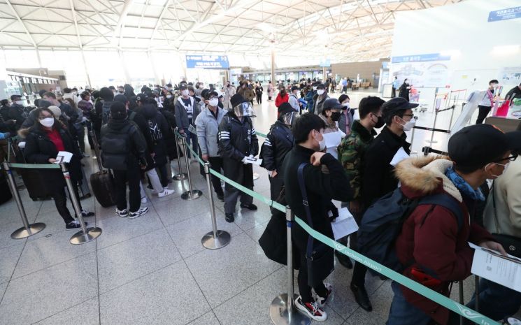 "한국 싫다"더니 압도적 1위…무비자로 입국해 눌러산 태국인들