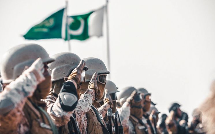 [무기로 본 세계] 국방비 세계 3위 사우디군, 왜 오합지졸로 불릴까? 
