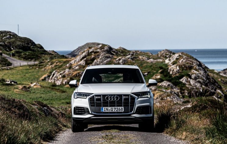 더 뉴 아우디 Q7 45 TDI 콰트로