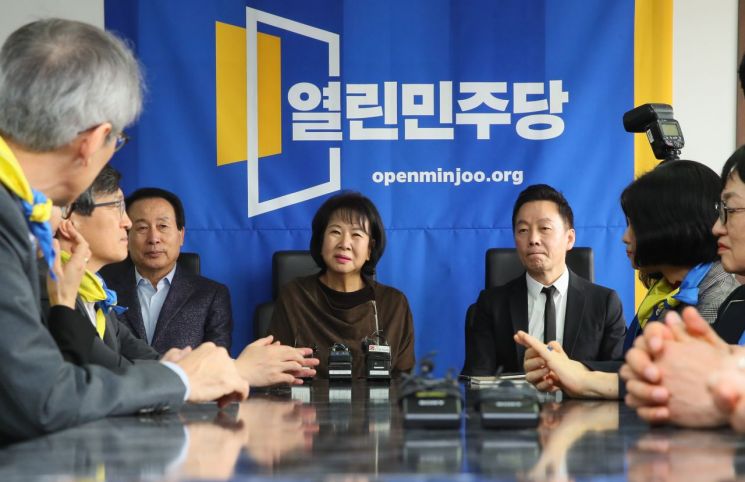 열린당, '열린펀드'로 1시간만에 선거자금 42억원 모금 