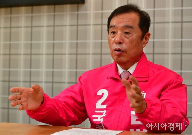 김병준 미래통합당 충청권 선대위원장./윤동주 기자 doso7@