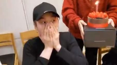 궗吏=諛⑺깂냼뀈떒 怨듭떇 듃쐞꽣 @BTS_twt 罹≪쿂