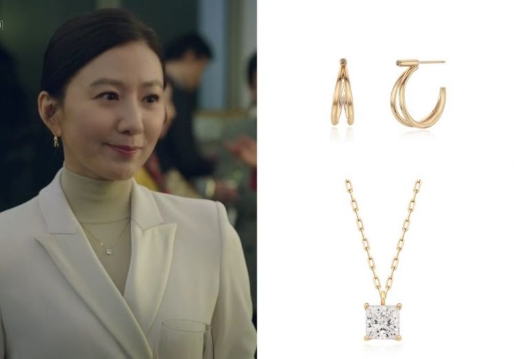 이에르로르 노아이유’귀걸이, 에땅셀 목걸이를 착용한 김희애.