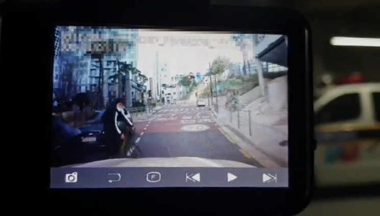 '자전거 탄 초등생' 어린이보호구역 사고, 민식이법 적용 논란